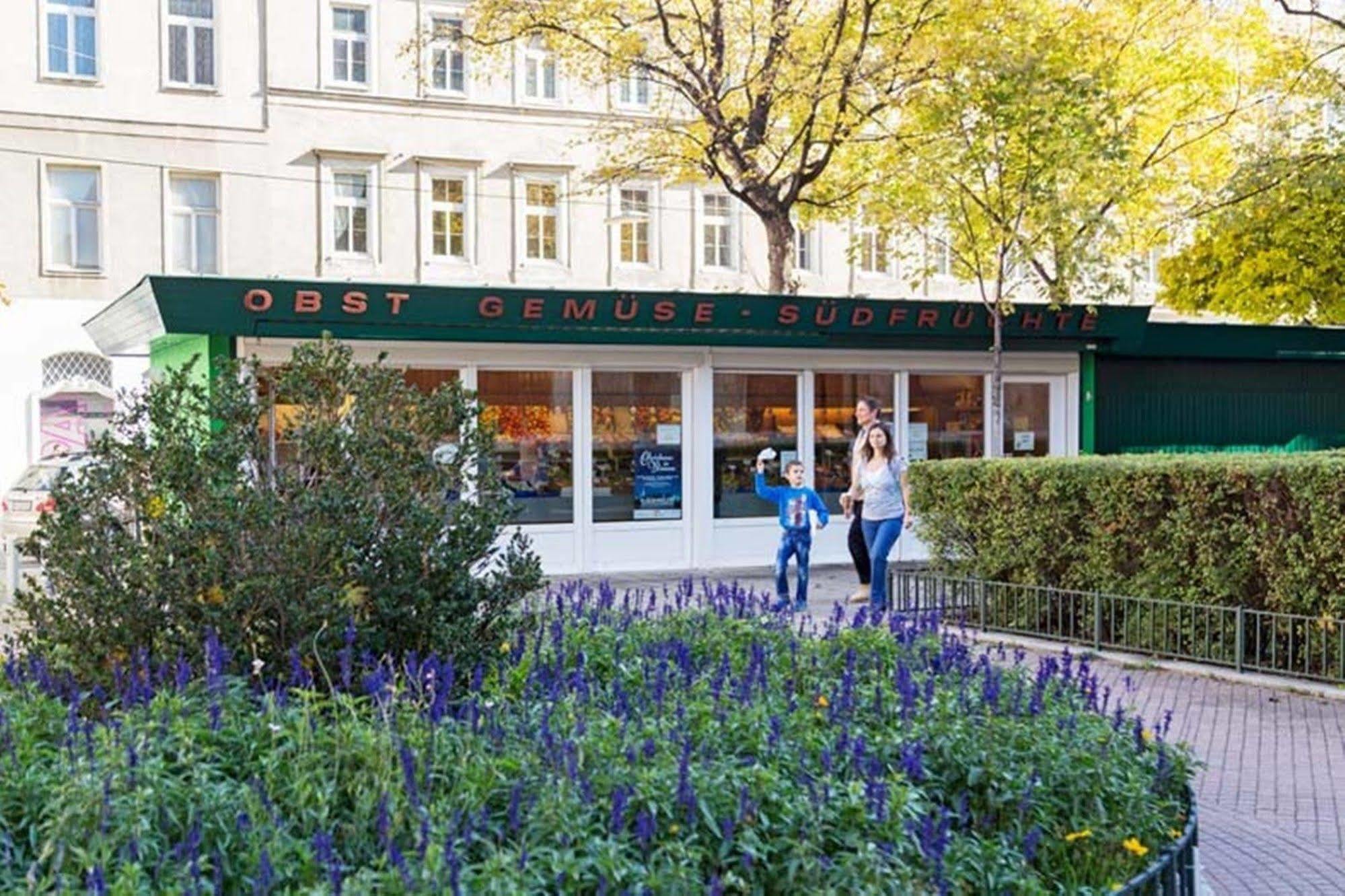 Graetzlhotel Beim Belvedere Вена Экстерьер фото